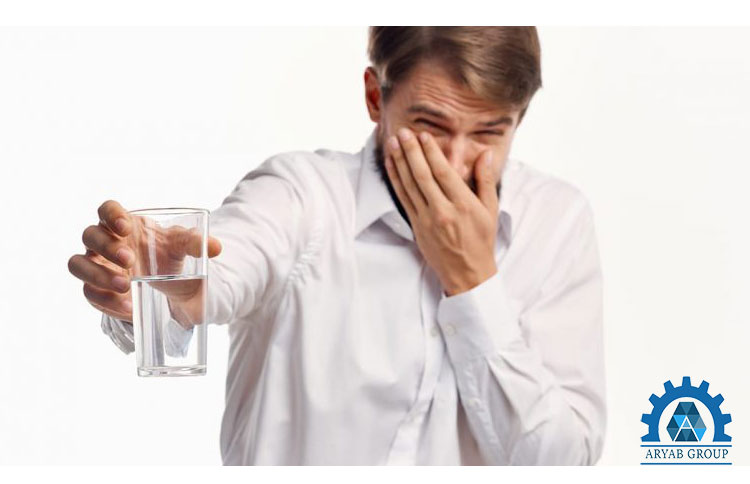 بوی بد آب آشامیدنی 